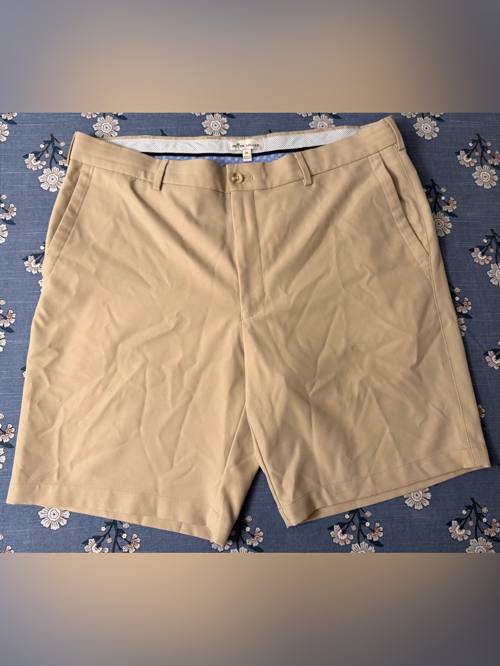 Peter Millar Matlock Seersucker Performance Shorts – Men’s Size 36 – Khaki – EUC